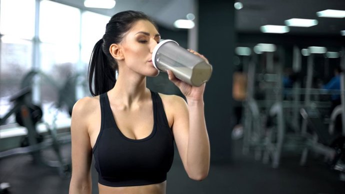Archivo - DEPORTE, SUPLEMENTO DIET&Eacute;TICO NUTRICIONAL. BATIDO DE PROTEINAS