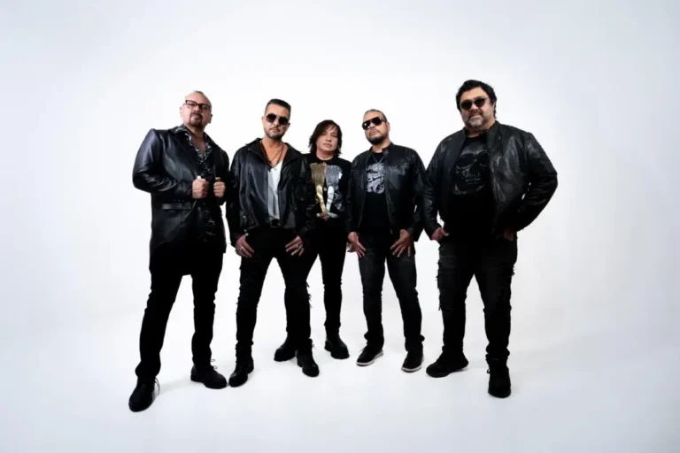 Elefante celebra 30 años de música como un lazo para conectar al mundo