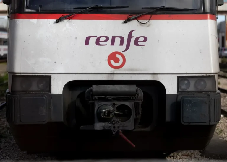 Más de 900 candidatos se presentan para 550 plazas de maquinistas en Renfe