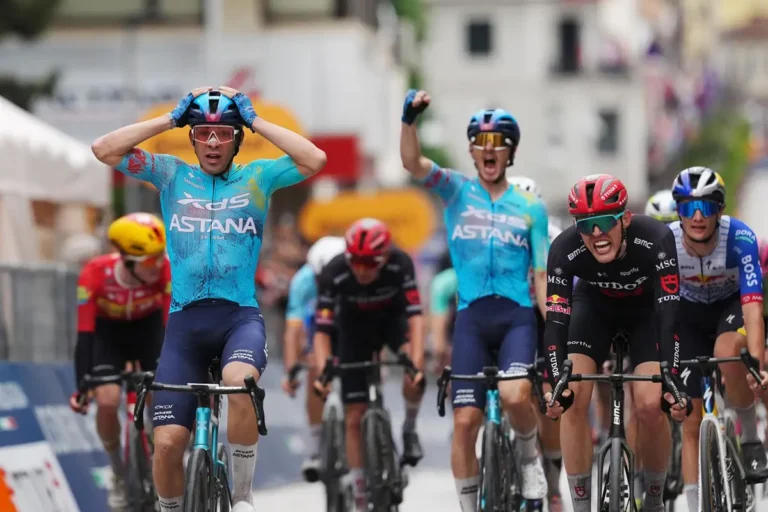 Thomas Silva sorprende en Veliko Tarnovo y asume el liderazgo en el Giro