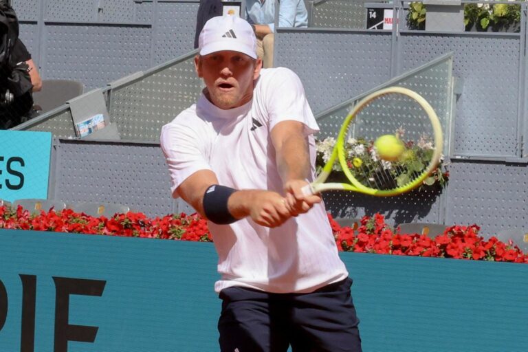 Davidovich, Landaluce y Llamas clasifican a la tercera ronda en Roma