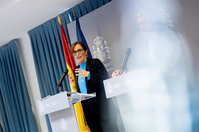 La ministra de Sanidad, Mónica García, durante una rueda de prensa, en la sede del Ministerio de Sanidad, a 9 de mayo de 2026, en Madrid (España).