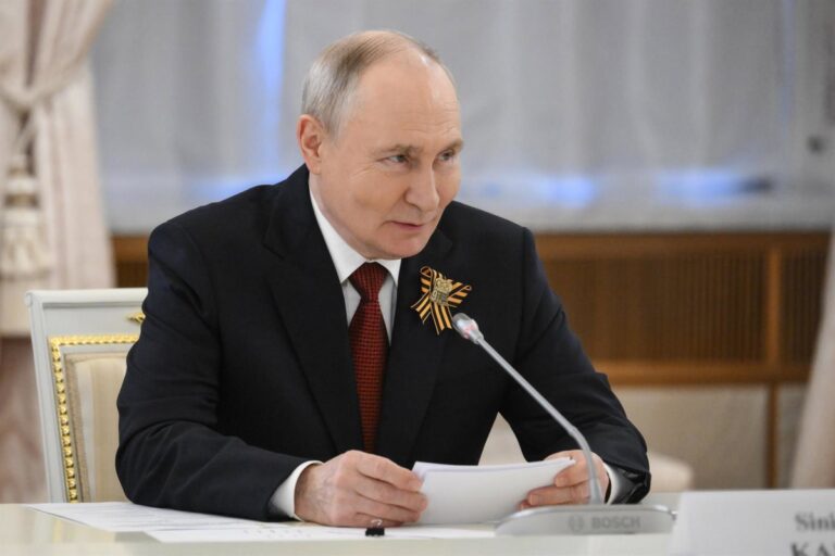 Putin exige un acuerdo de paz previo para reunirse con Zelenski
