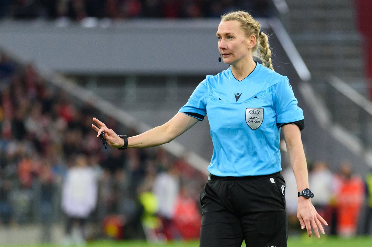 Olofsson y Mariana, árbitras de la final entre Barça Femení y Rayo Vallecano
