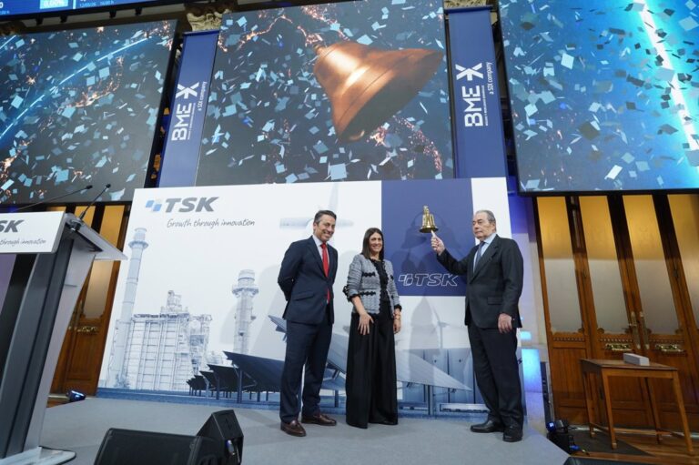 TSK inicia su cotización en Bolsa con un incremento del 4,4%, alcanzando los 5,28 euros por acción