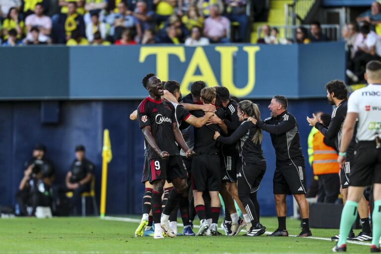 Sevilla y Espanyol se alejan del descenso que acecha al Mallorca