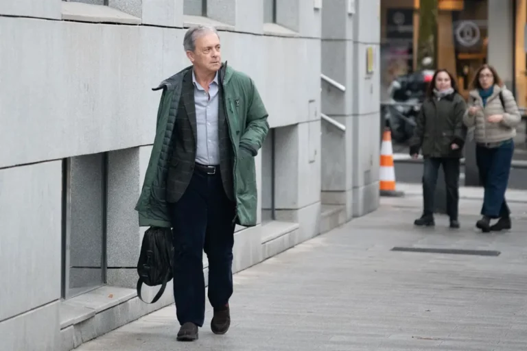 Pujol exonerado; Fiscalía mantiene penas para coacusados en el juicio