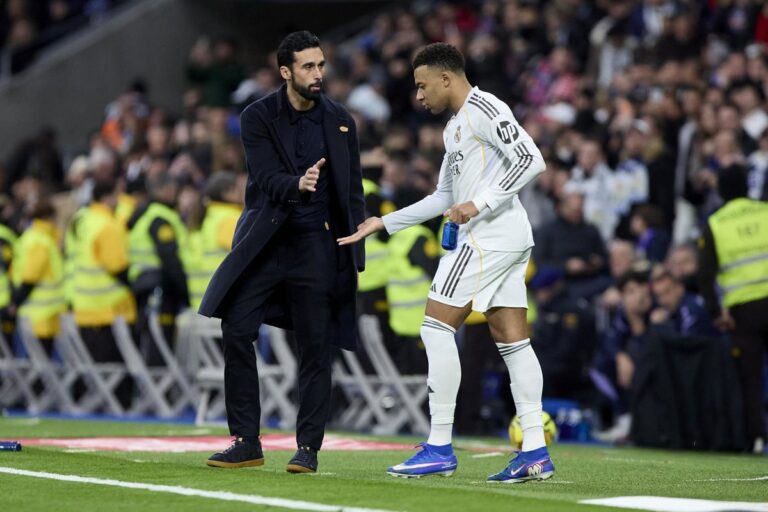 Real Madrid se enfrenta al Sevilla en medio de un gran revuelo