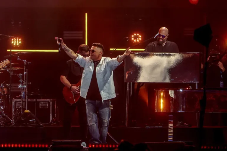 Alejandro Sanz finaliza su gira en EE. UU. y vuelve a España en junio con doce conciertos en