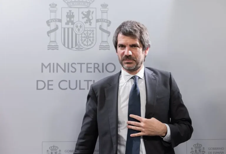 Solicitantes de asilo y extranjeros con papeles en trámite podrán acceder al Bono Cultural