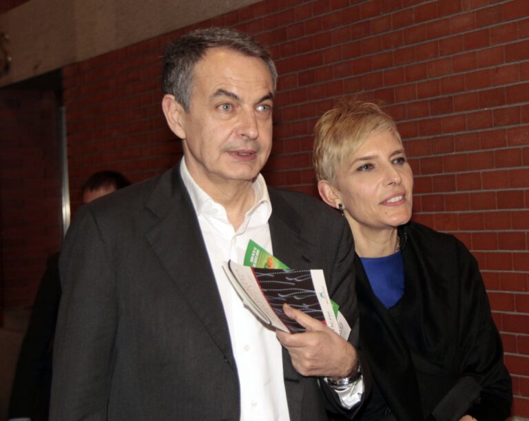 Zapatero y su esposa tienen una cuenta que recibió 1,5 millones entre 2020 y 2025, según el juez