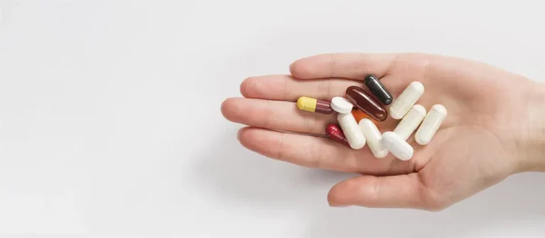 La CNMC estima un ahorro anual de 1.800 millones con sus recomendaciones en medicamentos y farmacias