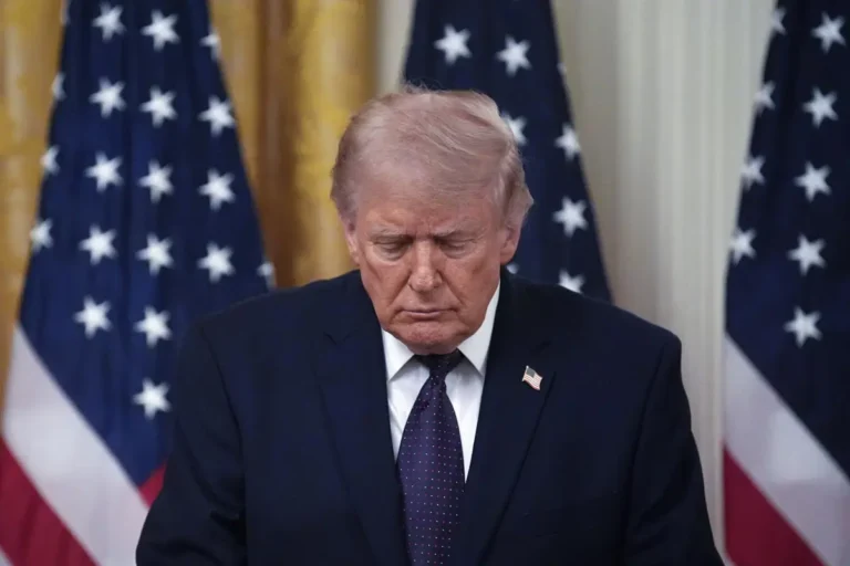 Trump insiste en que no aceptará un acuerdo con Irán que no sea significativo y amplio