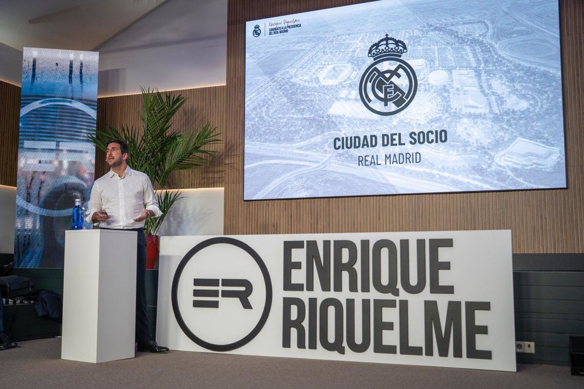 Riquelme presenta la ciudad del socio y promete reducir la cuota un 50% hasta conquistar la