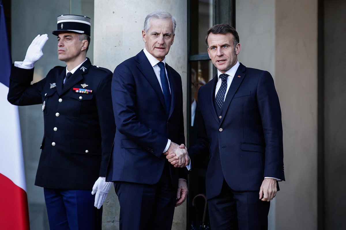 Francia y Noruega sellan pacto de defensa con la inclusión de Oslo en el plan de disuasión nuclear