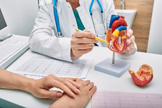 Archivo - Cardiolog&iacute;a, coraz&oacute;n. Marcapasos