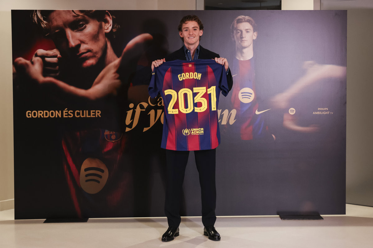 Gordon cumple su sueño de infancia al fichar por el Barça
