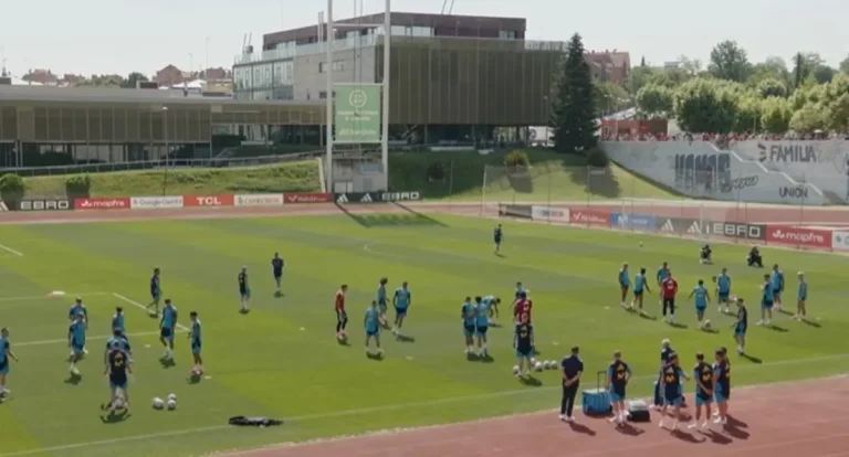 España vive un gran ambiente en su primer entrenamiento de cara al Mundial