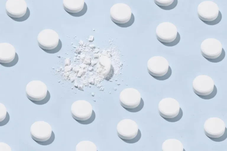Sanidad probará un antibiótico o "dos innovadores" para un nuevo modelo de financiación ante la