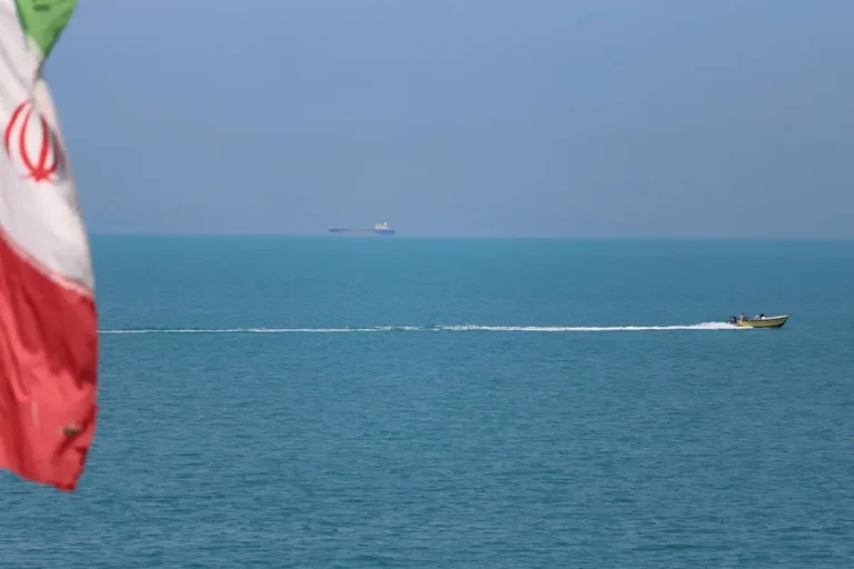 Estados Unidos bloquea el paso a 127 barcos en el estrecho de Ormuz desde el inicio del cerco a
