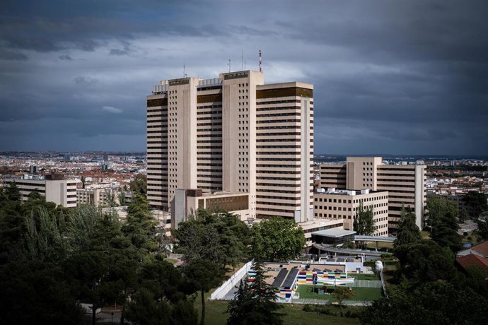 Exteriores del Hospital Central de la Defensa G&oacute;mez Ulla.