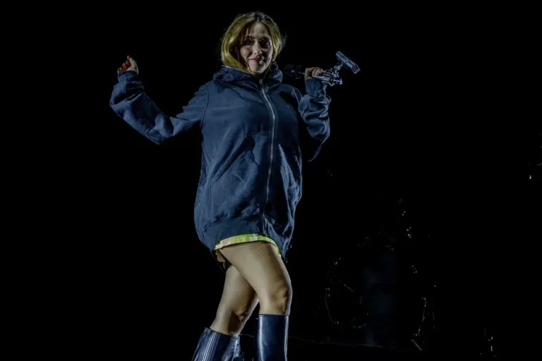 Rigoberta Bandini deslumbra en Noches del Botánico y anhela que su música llegue al Papa León XIV
