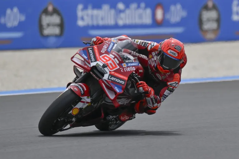 Marc Márquez comienza su remontada con una victoria al sprint en Hungría