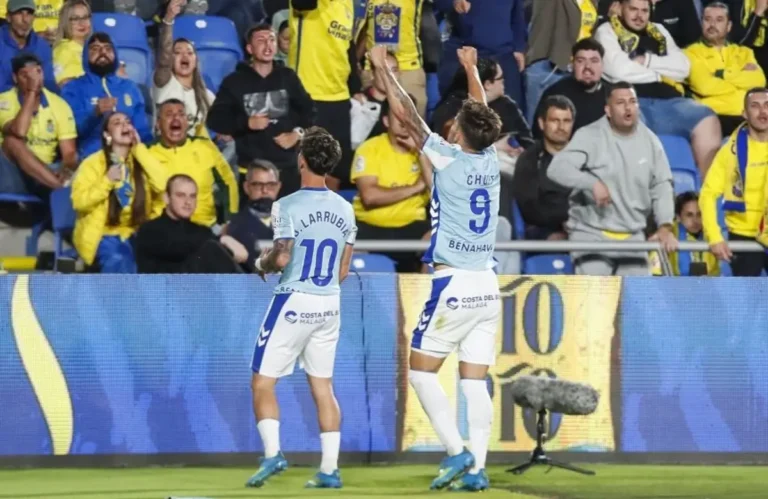 El Málaga deja en mal estado a Las Palmas
