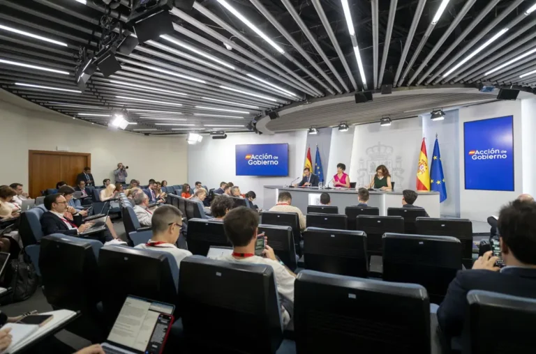 El Gobierno suprime el cupón precinto de medicamentos y lo reemplaza por un identificador digital