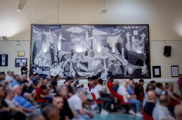 el otro guernica: hilo de vida en la prisión de navalcarnero