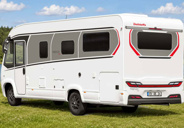 Dethleffs Trend I 7027: amplia zona de estar y camas individuales