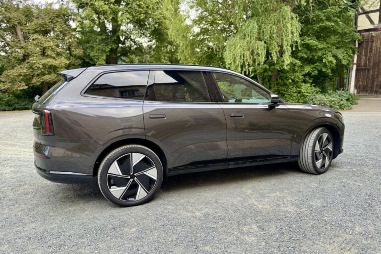 Volvo EX90 Twin: un viaje de lujo desde Suecia