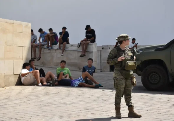 Bruselas destaca la obligación de España de proteger a los menores de Ceuta y solicita la