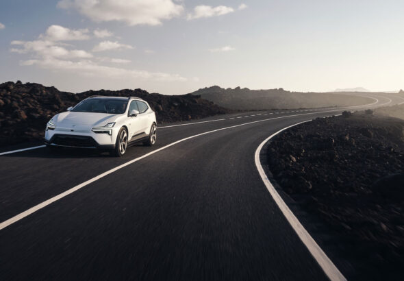 Polestar 4 SUV: al fin con luna trasera y mucho espacio disponible