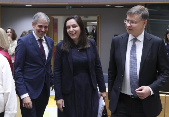 Varios socios critican a España por relacionar la oficialidad catalana con la ampliación del