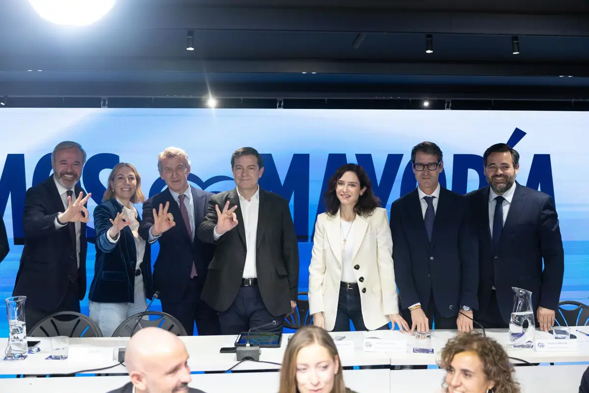 CCAA del PP acusan a Sánchez de dar inseguridad con decretos de vivienda y consideran ir a los
