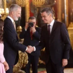 Sánchez reconoce la entrada de buques marroquíes en aguas de Ceuta y destaca la normalidad