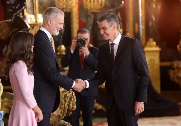 Sánchez reconoce la entrada de buques marroquíes en aguas de Ceuta y destaca la normalidad